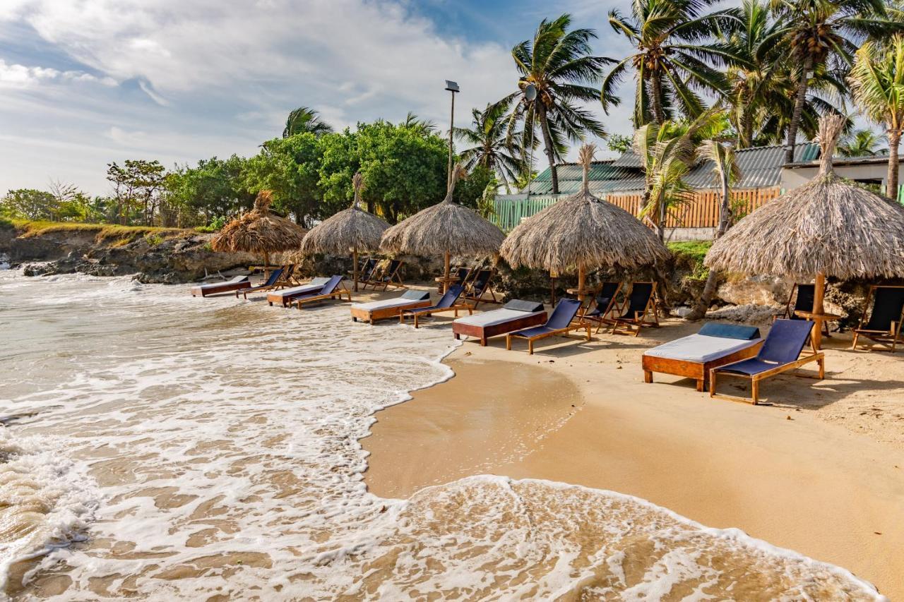 Palmarito Beach Hotel Tierra Bomba Exteriör bild