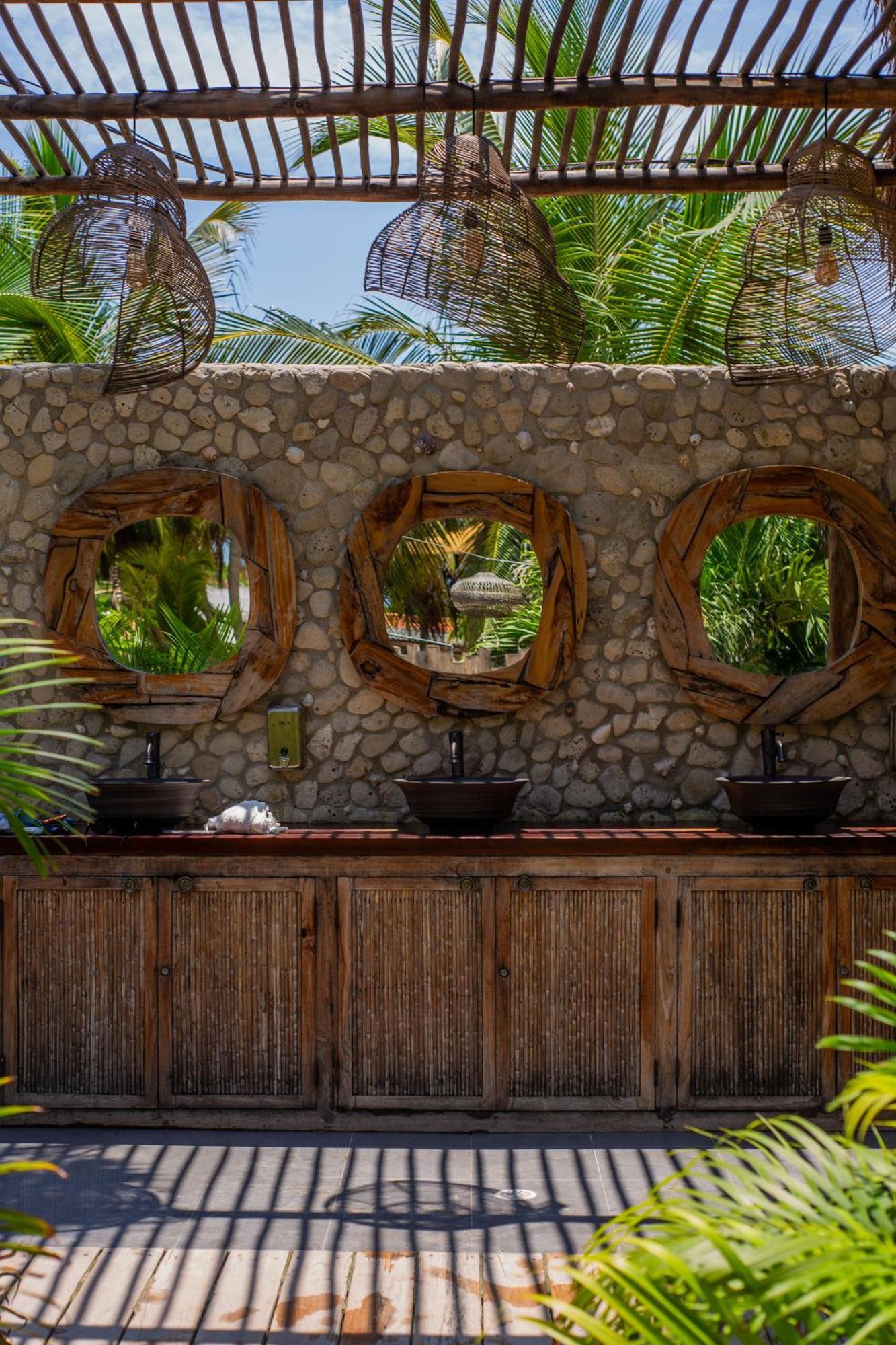 Palmarito Beach Hotel Tierra Bomba Exteriör bild